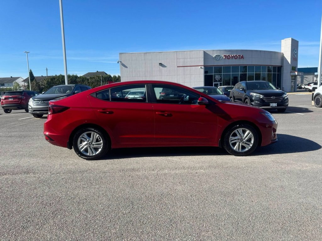 2020 Hyundai Elantra Preferred in Hawkesbury, Ontario - 11 - w1024h768px