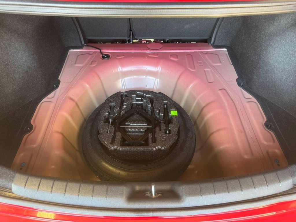 2020 Hyundai Elantra Preferred in Hawkesbury, Ontario - 28 - w1024h768px