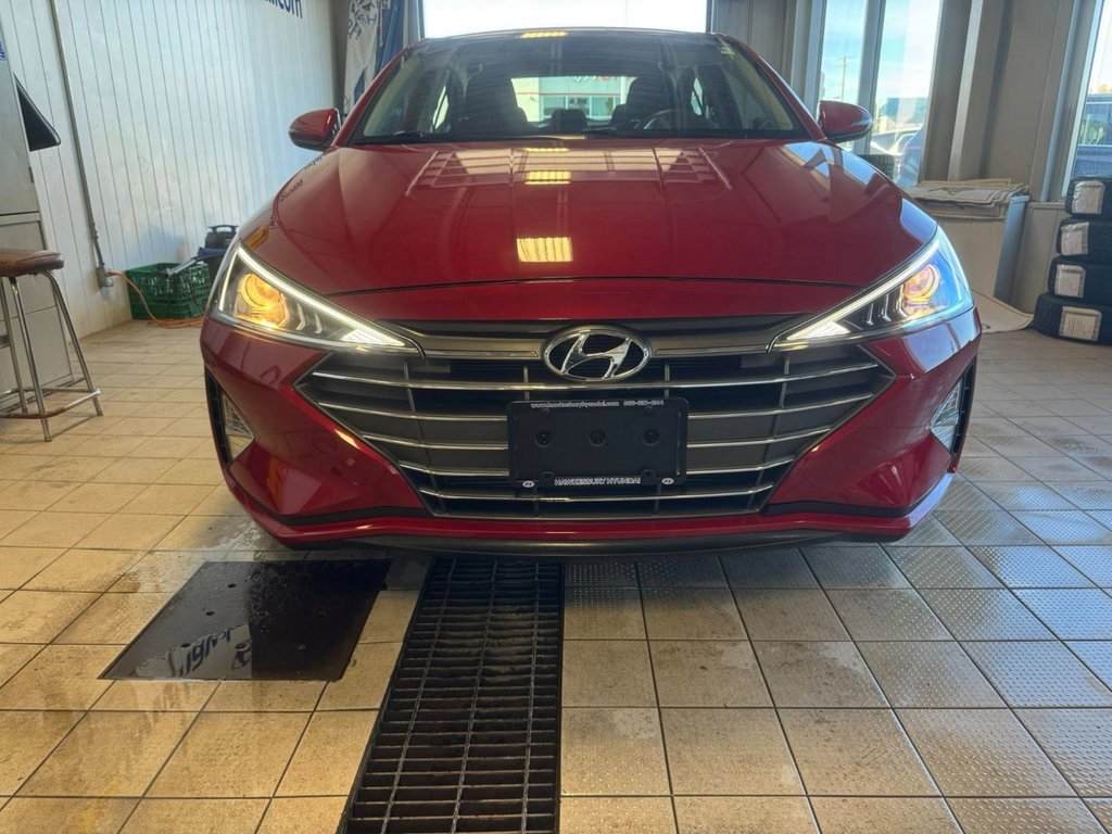 2020 Hyundai Elantra Preferred in Hawkesbury, Ontario - 8 - w1024h768px