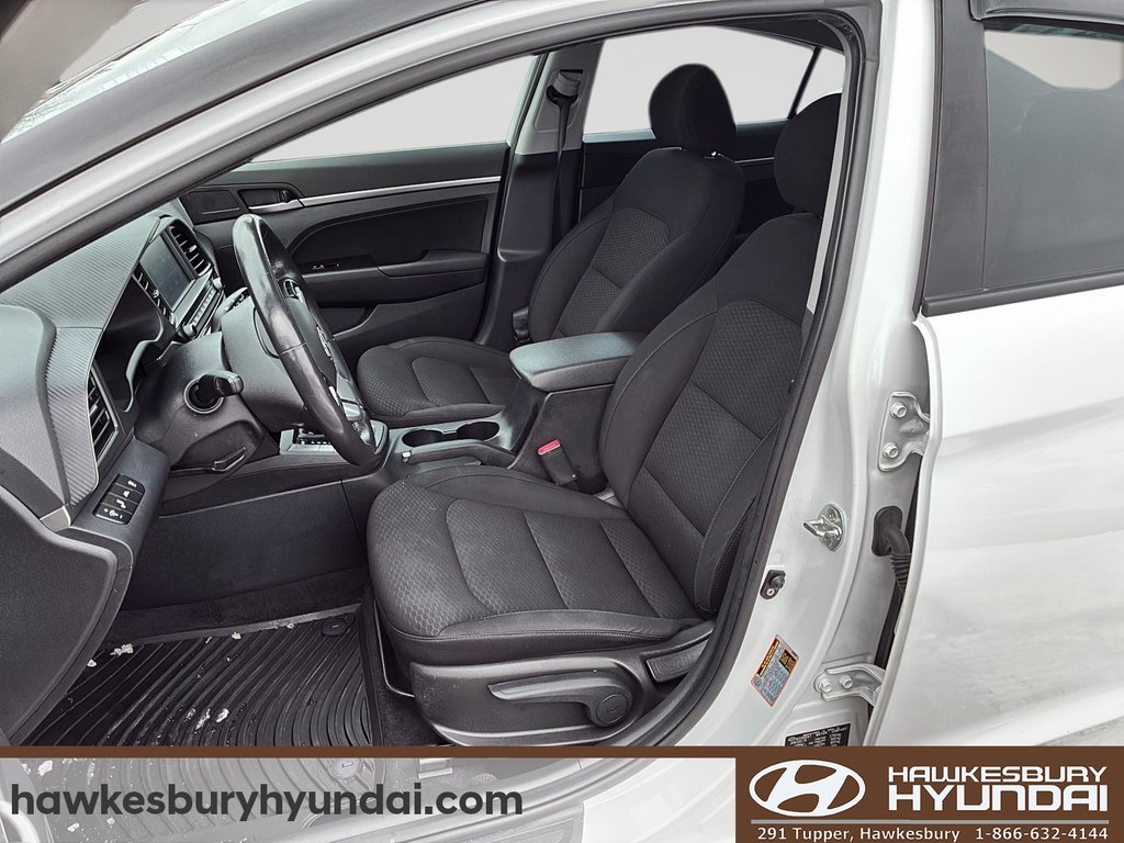 Hyundai Elantra Preferred w/Sun & Safety Package 2020 à Hawkesbury, Ontario - 9 - w1024h768px