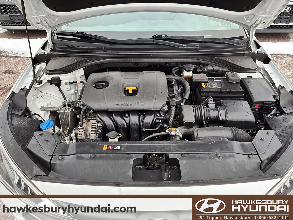 Hyundai Elantra Preferred w/Sun & Safety Package 2020 à Hawkesbury, Ontario - 8 - w1024h768px