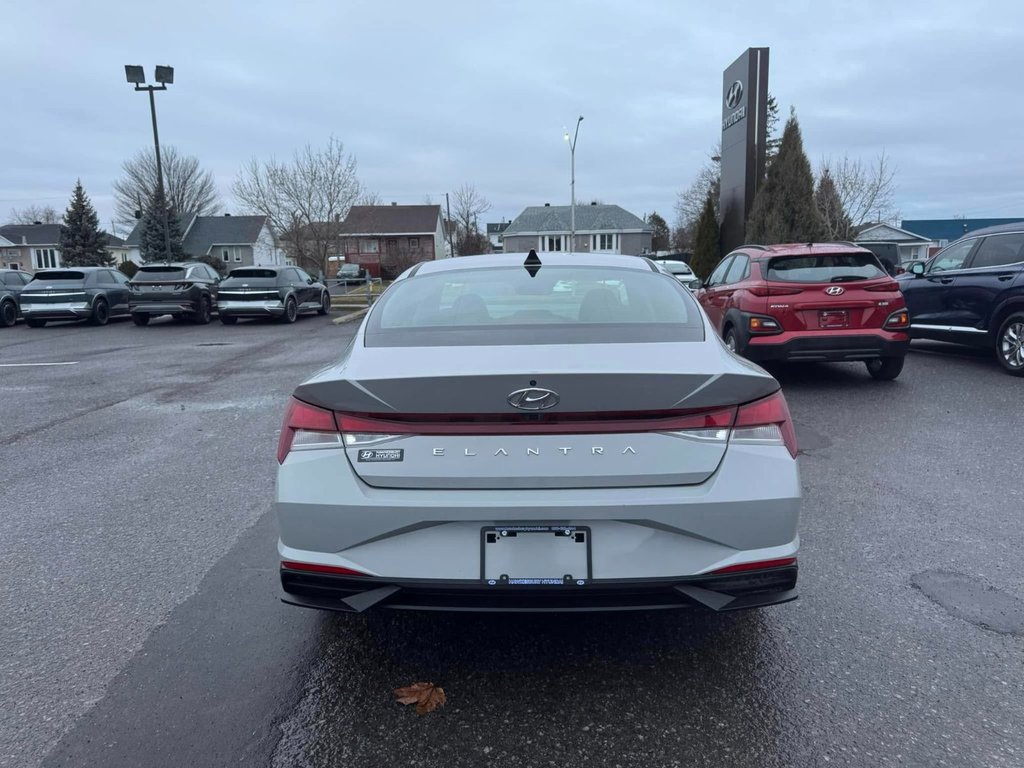 Hyundai Elantra Preferred 2021 à Hawkesbury, Ontario - 12 - w1024h768px