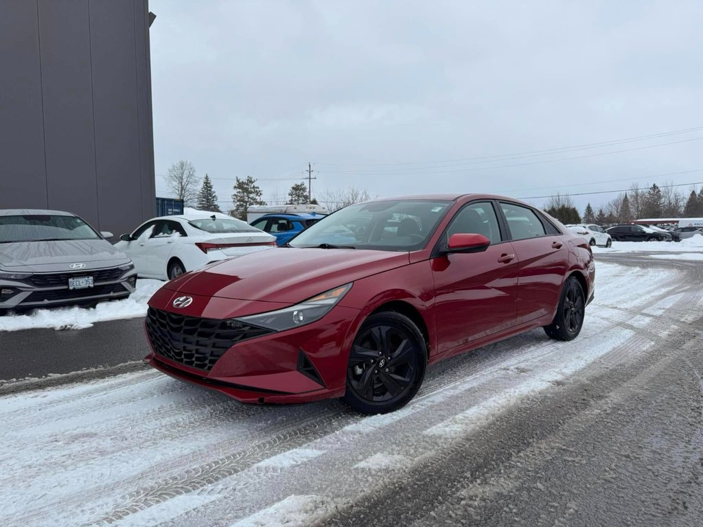 2021 Hyundai Elantra Preferred in Hawkesbury, Ontario - 2 - w1024h768px