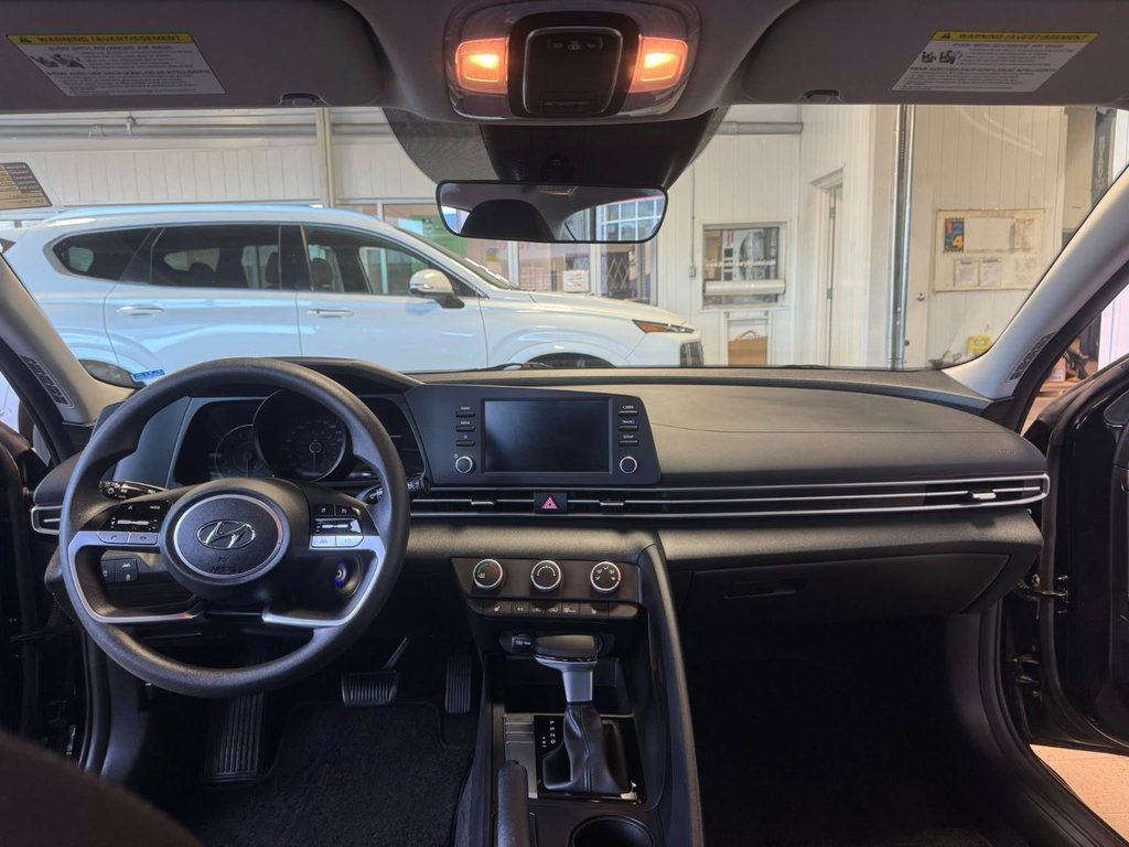 2021 Hyundai Elantra Essential in Hawkesbury, Ontario - 20 - w1024h768px