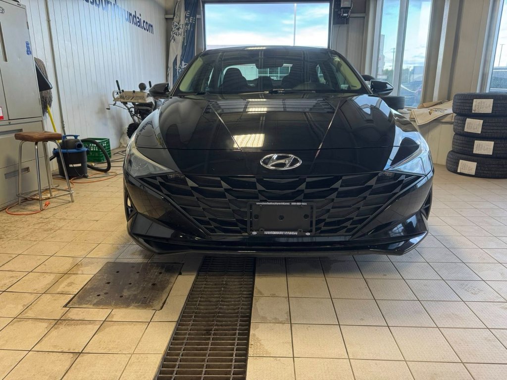2021 Hyundai Elantra Essential in Hawkesbury, Ontario - 5 - w1024h768px