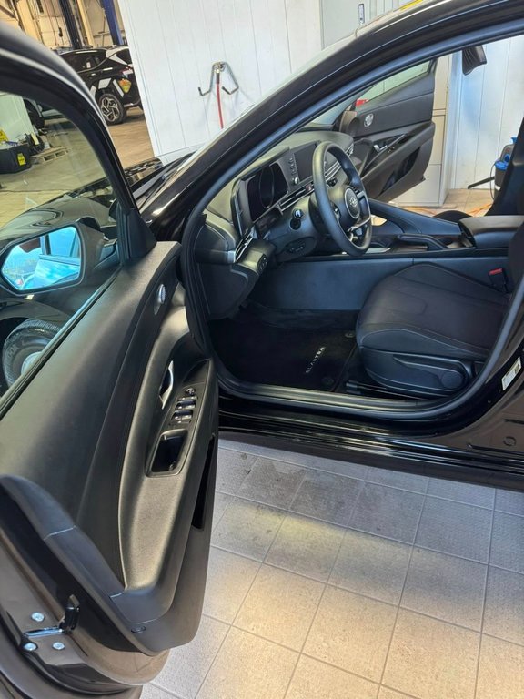 2021 Hyundai Elantra Essential in Hawkesbury, Ontario - 15 - w1024h768px