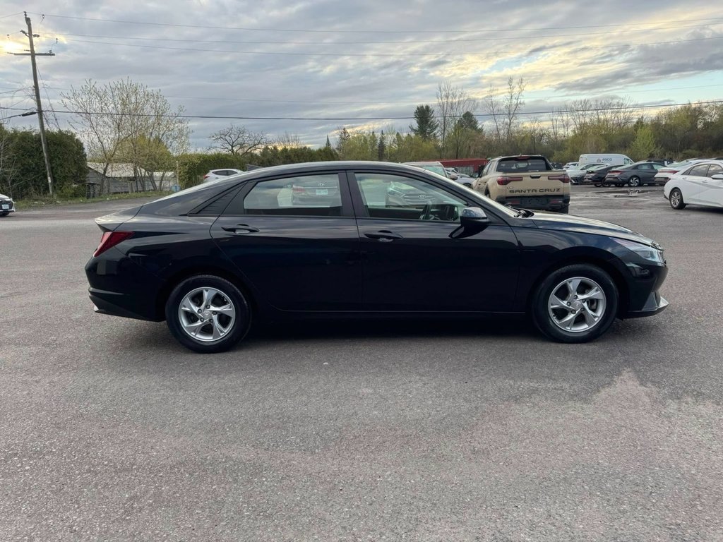 2021 Hyundai Elantra Essential in Hawkesbury, Ontario - 11 - w1024h768px