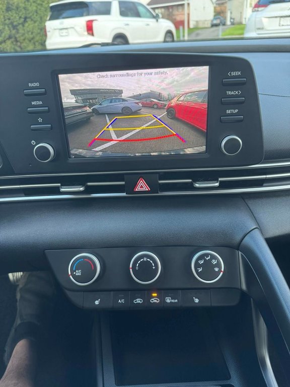 2021 Hyundai Elantra Essential in Hawkesbury, Ontario - 28 - w1024h768px