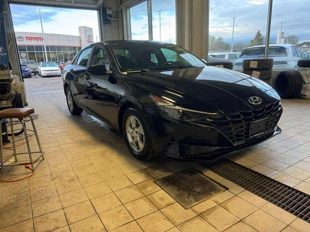 2021 Hyundai Elantra Essential in Hawkesbury, Ontario - 9 - w1024h768px