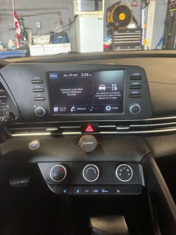2021 Hyundai Elantra Preferred in Hawkesbury, Ontario - 16 - w1024h768px