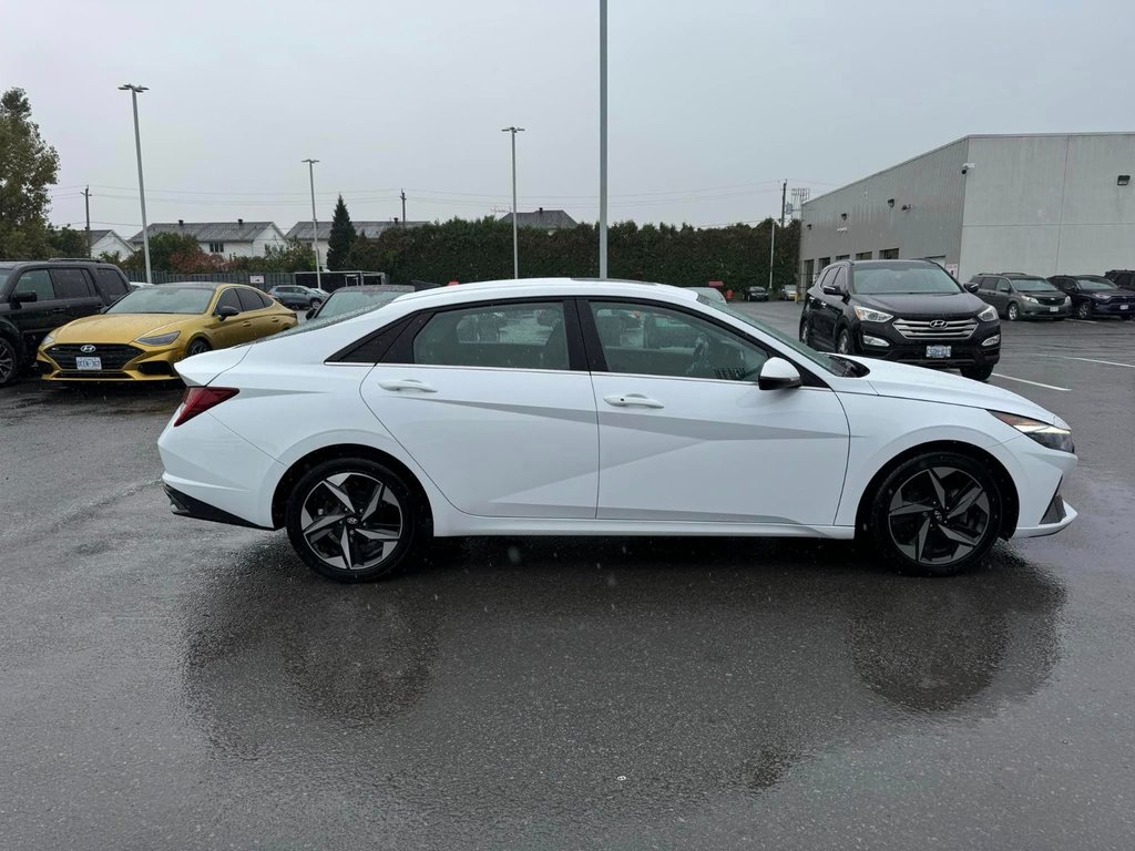 2022  Elantra Ultimate in Hawkesbury, Ontario - 7 - w1024h768px