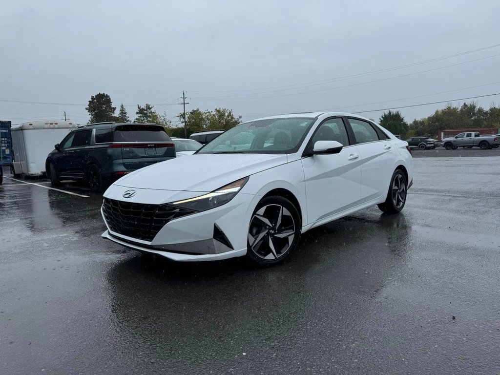 2022  Elantra Ultimate in Hawkesbury, Ontario - 2 - w1024h768px