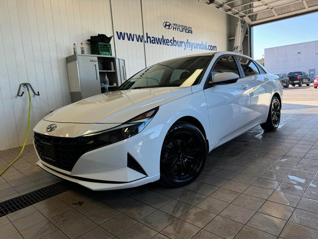 Elantra Preferred 2022 à Hawkesbury, Ontario - 1 - w1024h768px