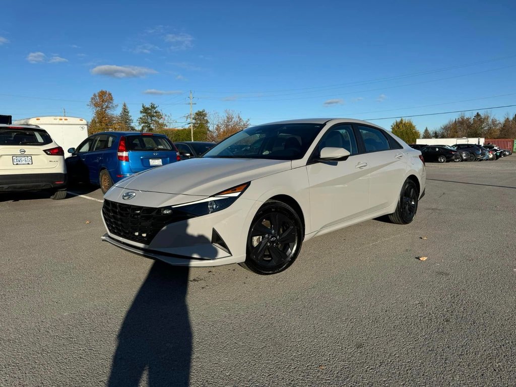 2023  Elantra Preferred in Hawkesbury, Ontario - 2 - w1024h768px