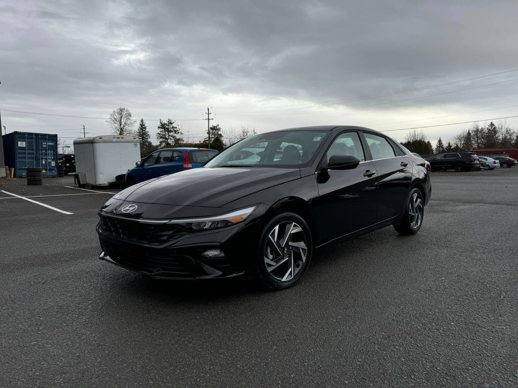 Hyundai Elantra Luxury 2024 à Hawkesbury, Ontario - 2 - w1024h768px