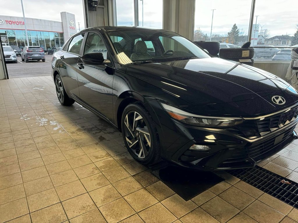 Hyundai Elantra Luxury 2024 à Hawkesbury, Ontario - 9 - w1024h768px