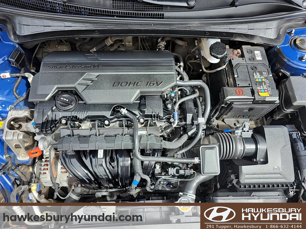 2024 Hyundai Elantra Preferred in Hawkesbury, Ontario - 9 - w1024h768px