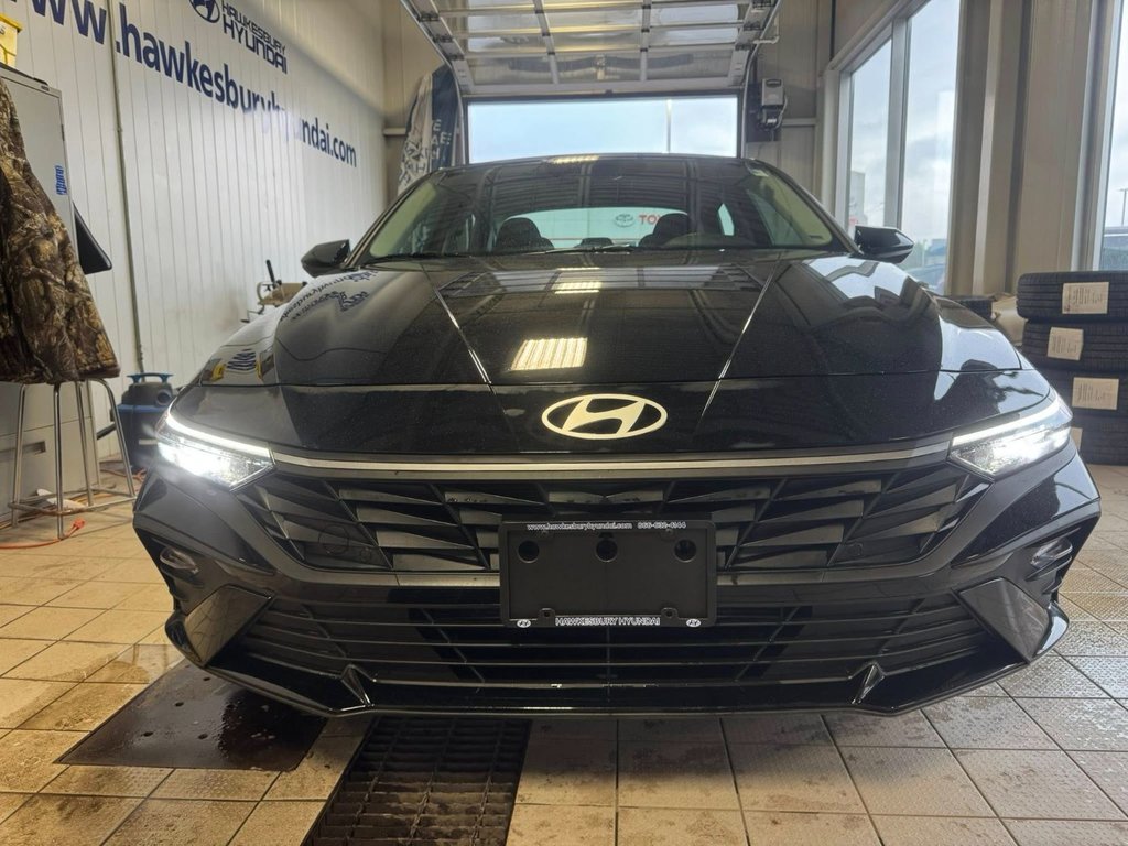 2025 Hyundai Elantra in Hawkesbury, Ontario - 8 - w1024h768px