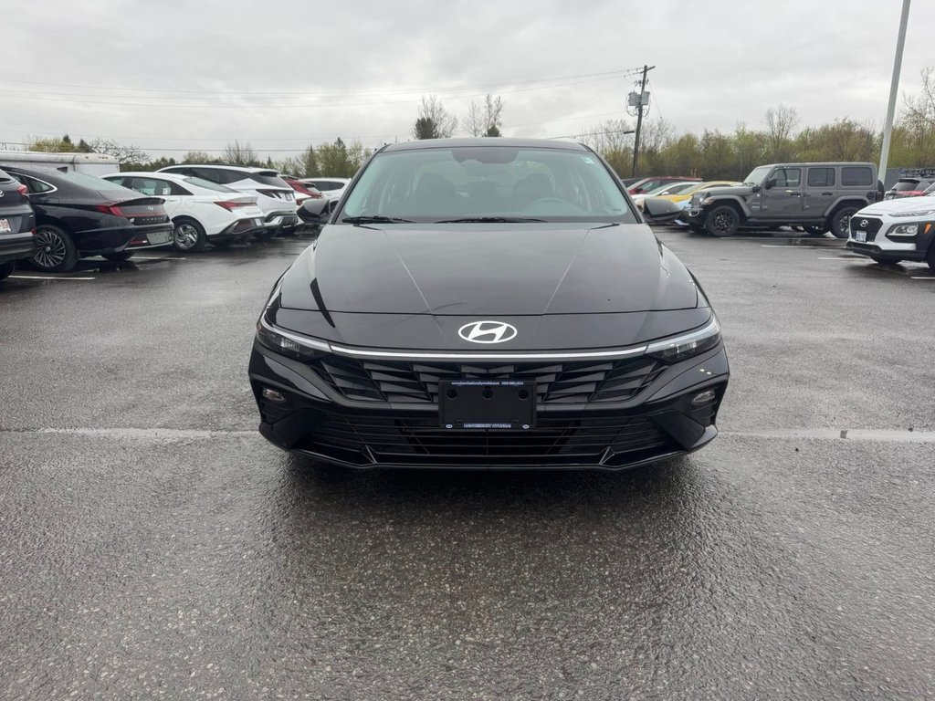 2025 Hyundai Elantra in Hawkesbury, Ontario - 6 - w1024h768px