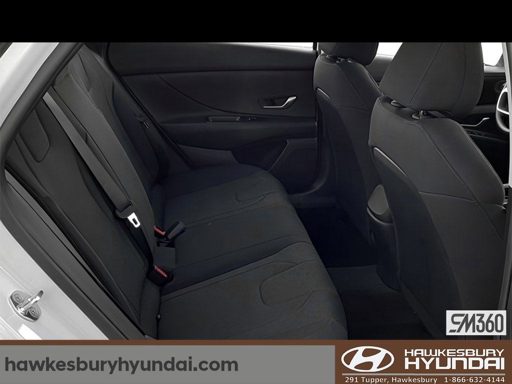2025 Hyundai Elantra Essential in Hawkesbury, Ontario - 5 - w1024h768px