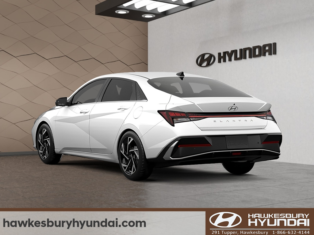 2025 Hyundai Elantra Luxury in Hawkesbury, Ontario - 3 - w1024h768px