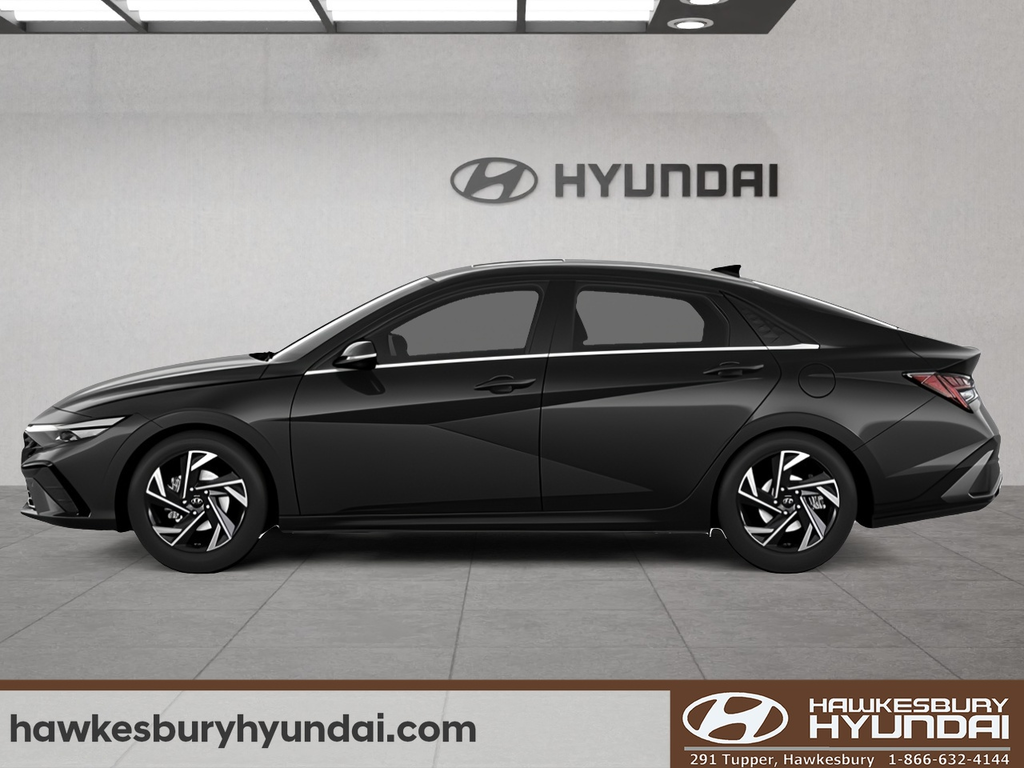 Hyundai Elantra Preferred with Tech Pkg 2025 à Hawkesbury, Ontario - 2 - w1024h768px