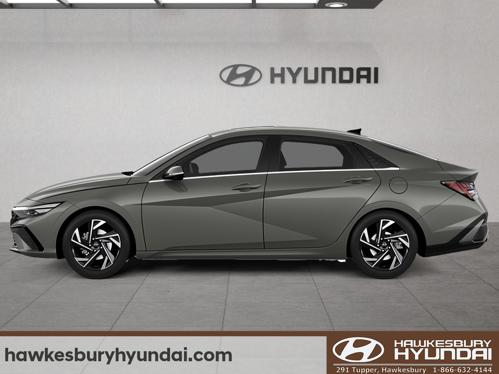 2025 Hyundai Elantra Luxury in Hawkesbury, Ontario - 2 - w1024h768px