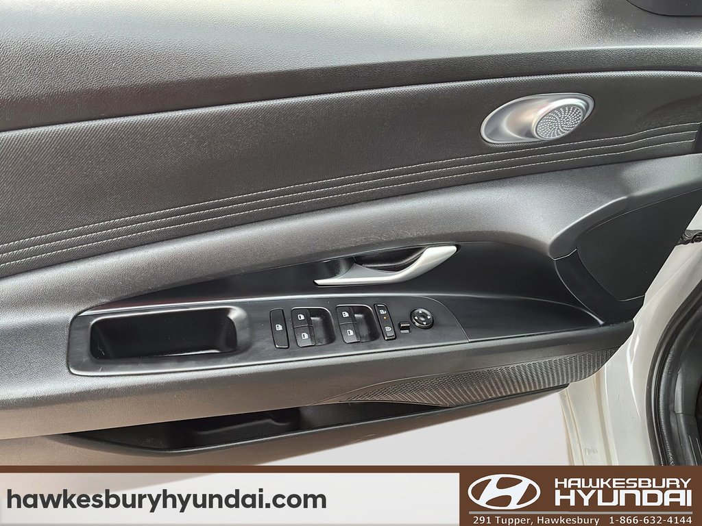 Hyundai Elantra Preferred 2025 à Hawkesbury, Ontario - 11 - w1024h768px