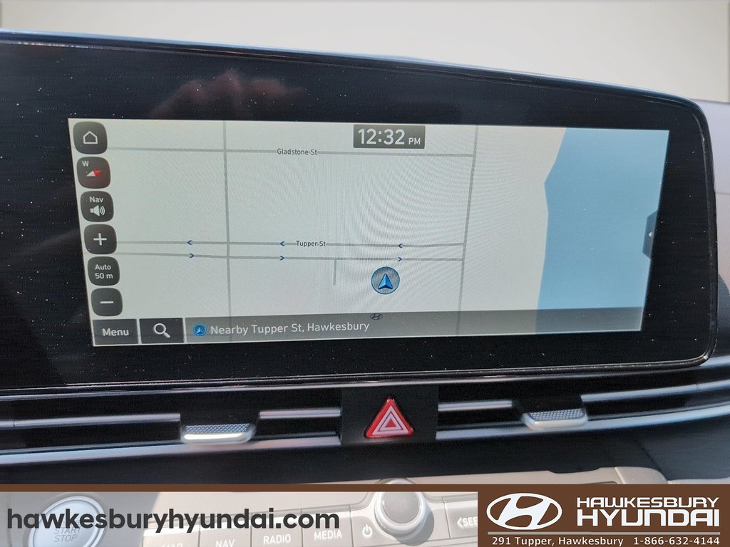 2025 Hyundai Elantra Luxury in Hawkesbury, Ontario - 18 - w1024h768px