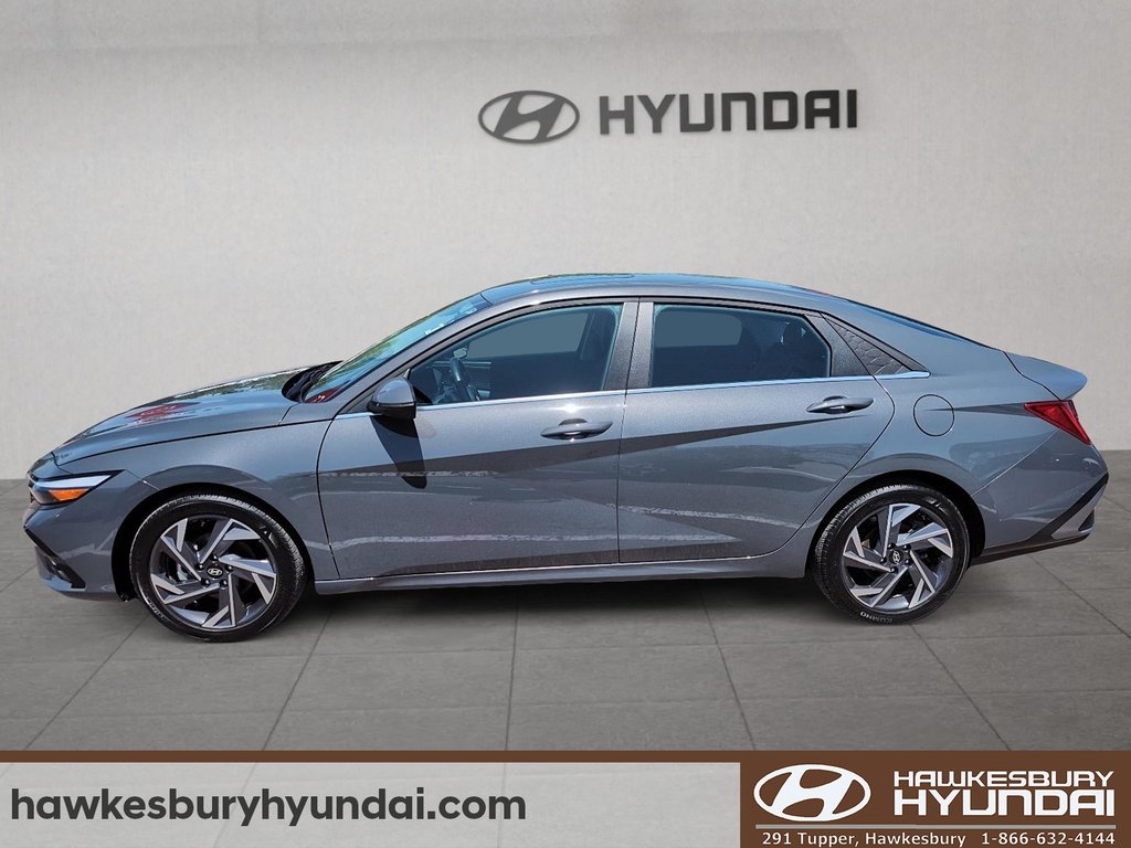 2025 Hyundai Elantra Luxury in Hawkesbury, Ontario - 5 - w1024h768px