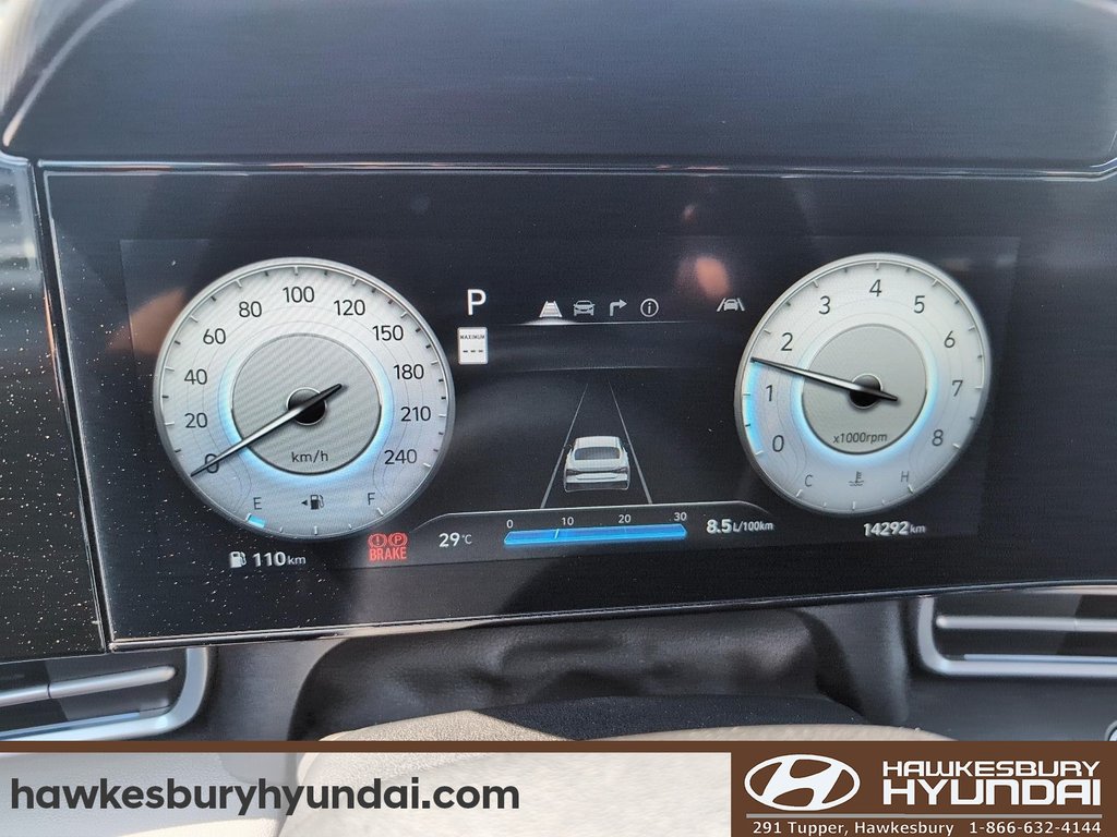 2025 Hyundai Elantra Luxury in Hawkesbury, Ontario - 14 - w1024h768px