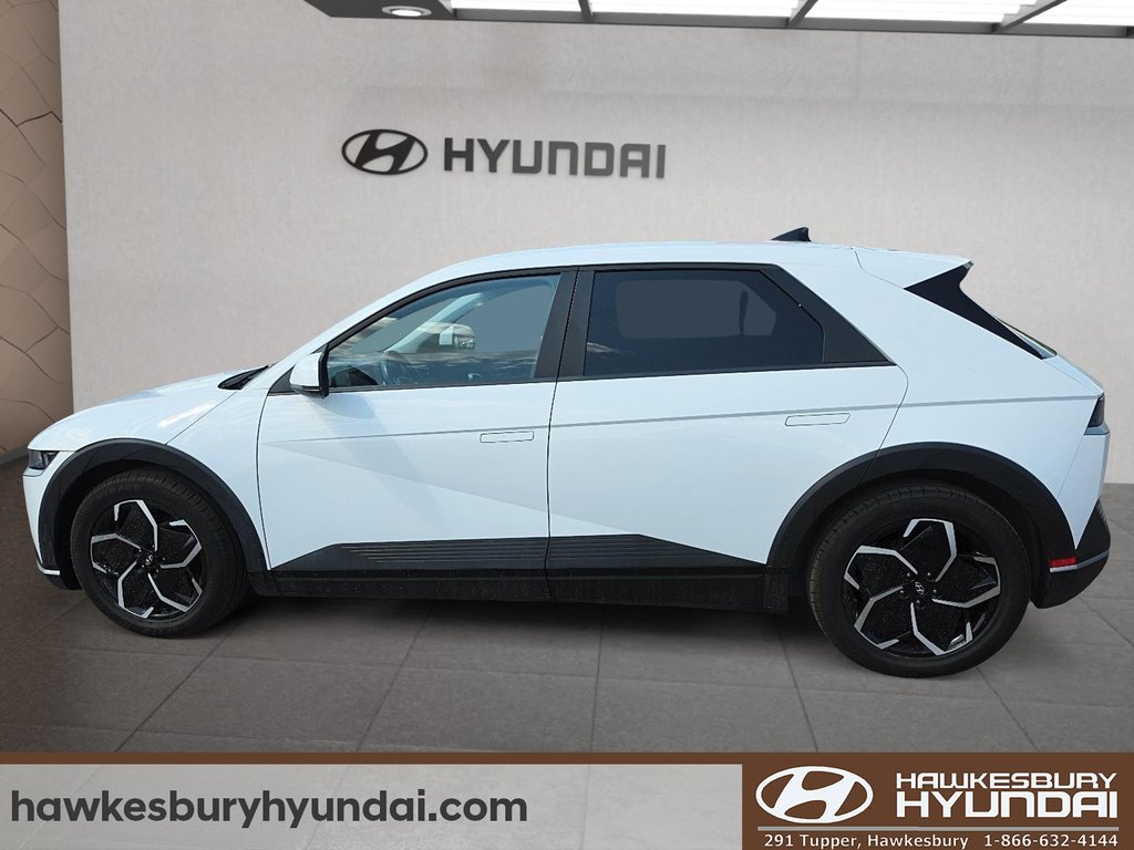 2022 Hyundai IONIQ 5 Preferred in Hawkesbury, Ontario - 5 - w1024h768px