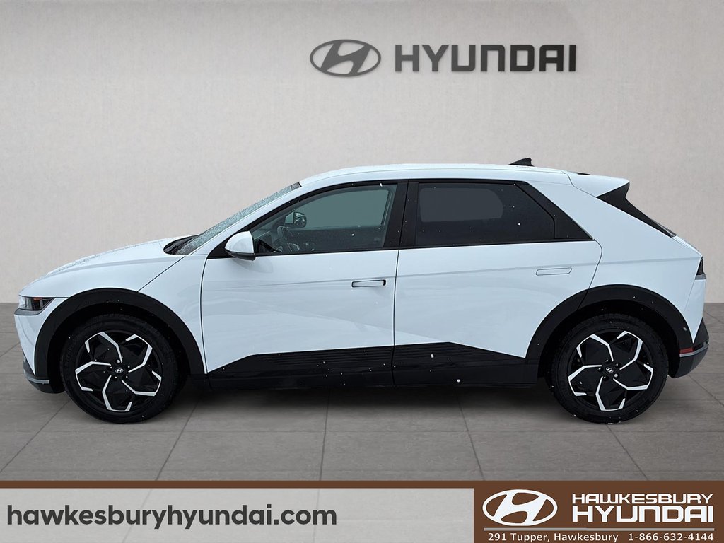 2024 Hyundai IONIQ 5 Preferred in Hawkesbury, Ontario - 5 - w1024h768px
