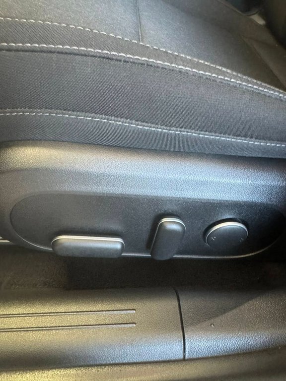 2023 Hyundai Ioniq 6 Preferred in Hawkesbury, Ontario - 14 - w1024h768px