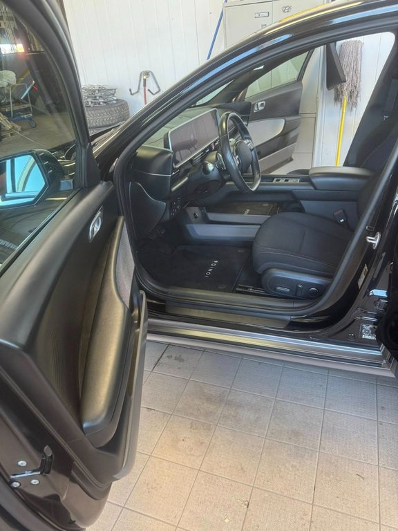 2023 Hyundai Ioniq 6 Preferred in Hawkesbury, Ontario - 13 - w1024h768px