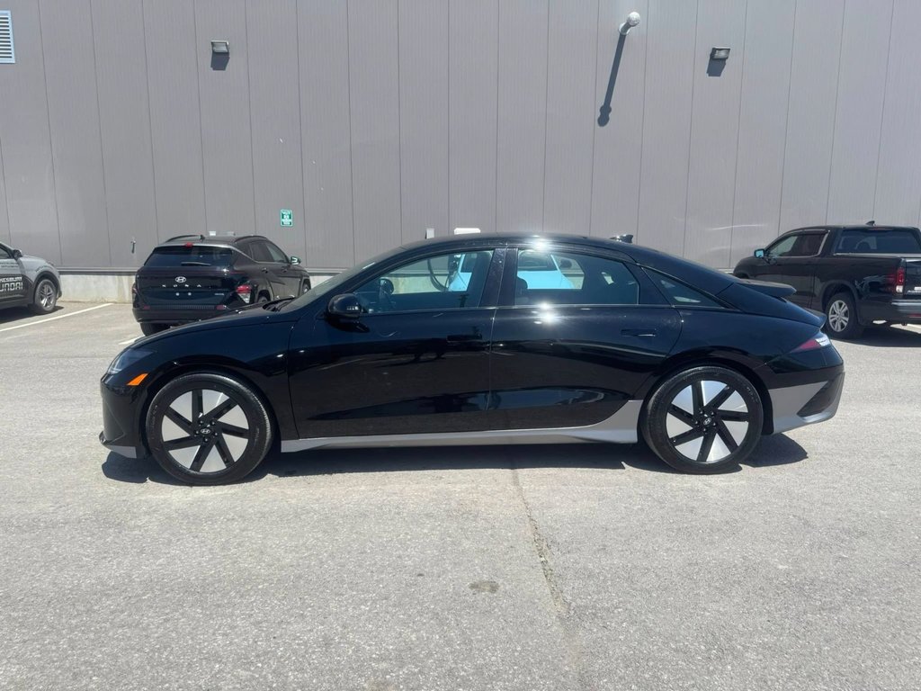 2023 Hyundai Ioniq 6 Preferred in Hawkesbury, Ontario - 5 - w1024h768px