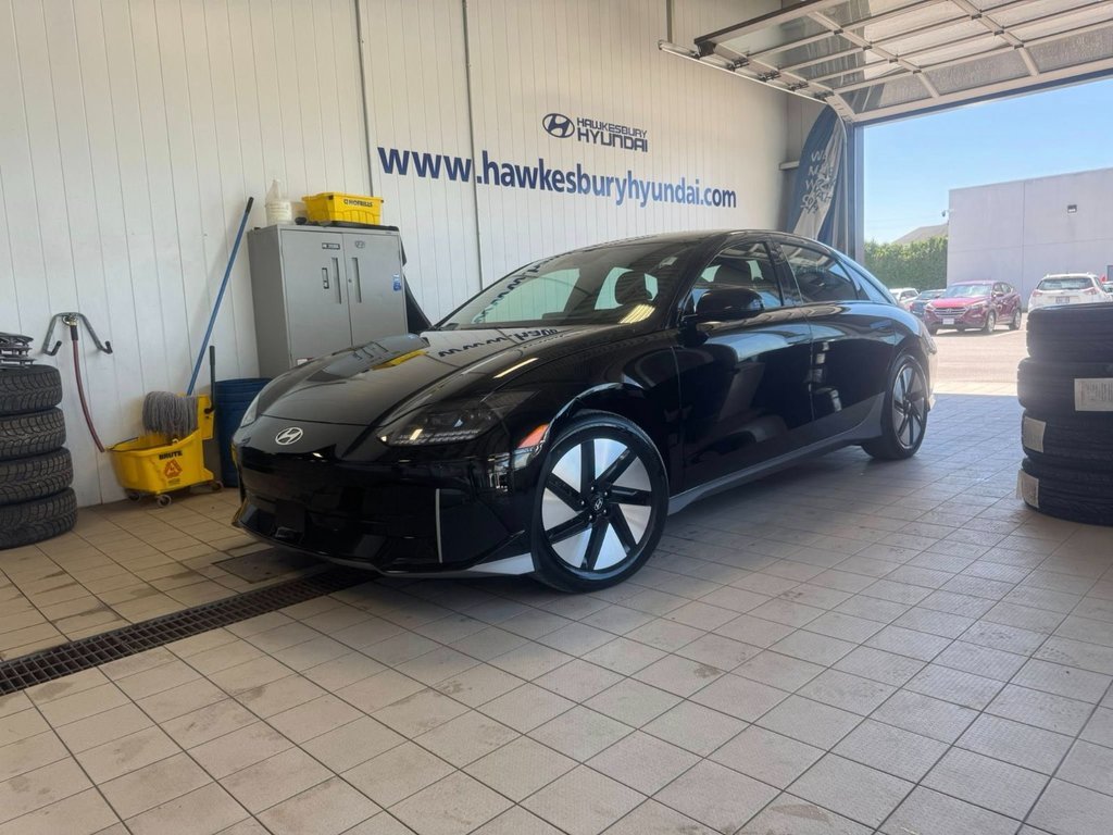 2023 Hyundai Ioniq 6 Preferred in Hawkesbury, Ontario - 1 - w1024h768px