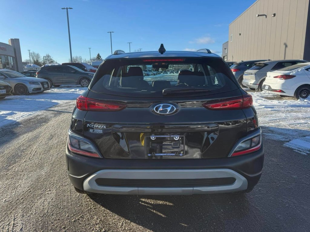 2022 Hyundai Kona Essential in Hawkesbury, Ontario - 11 - w1024h768px