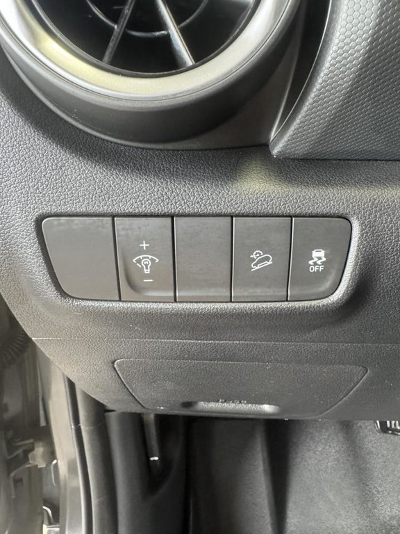 2022 Hyundai Kona Preferred in Hawkesbury, Ontario - 30 - w1024h768px