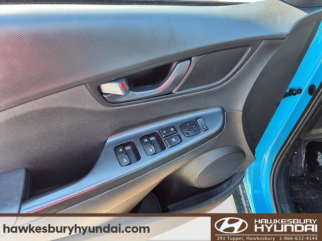 2022 Hyundai Kona Preferred in Hawkesbury, Ontario - 11 - w1024h768px