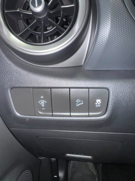 2023 Hyundai Kona Preferred in Hawkesbury, Ontario - 31 - w1024h768px