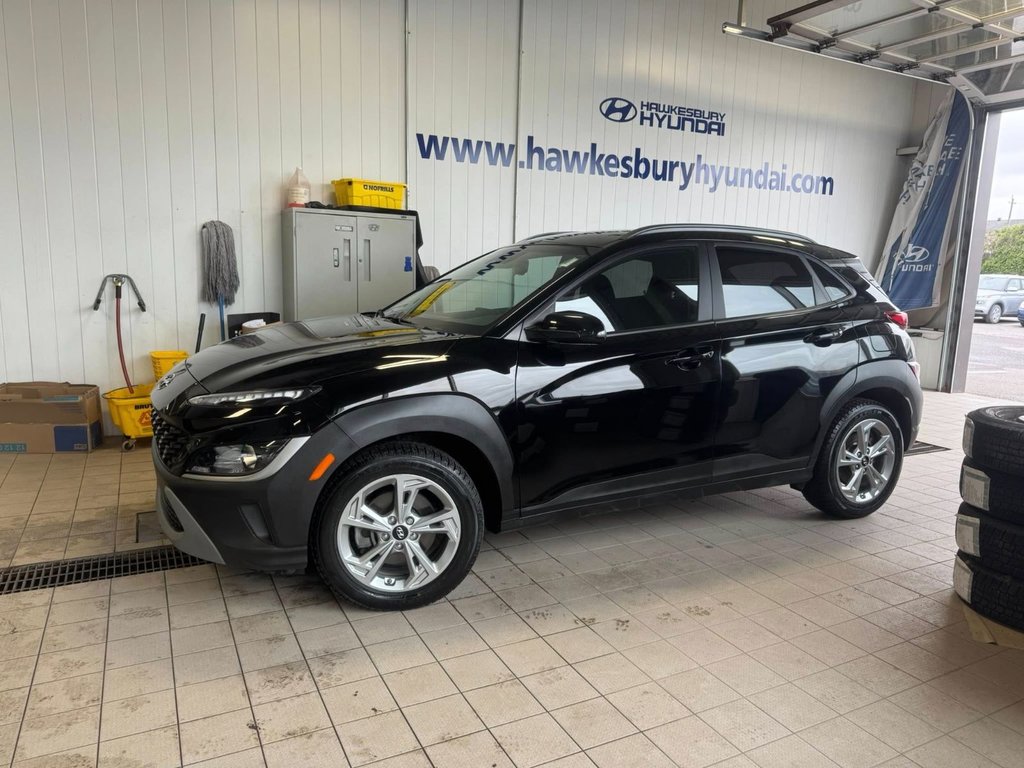 2023 Hyundai Kona Preferred in Hawkesbury, Ontario - 3 - w1024h768px