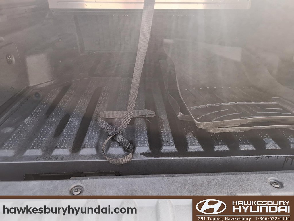 2022 Hyundai Santa Cruz Ultimate in Hawkesbury, Ontario - 17 - w1024h768px