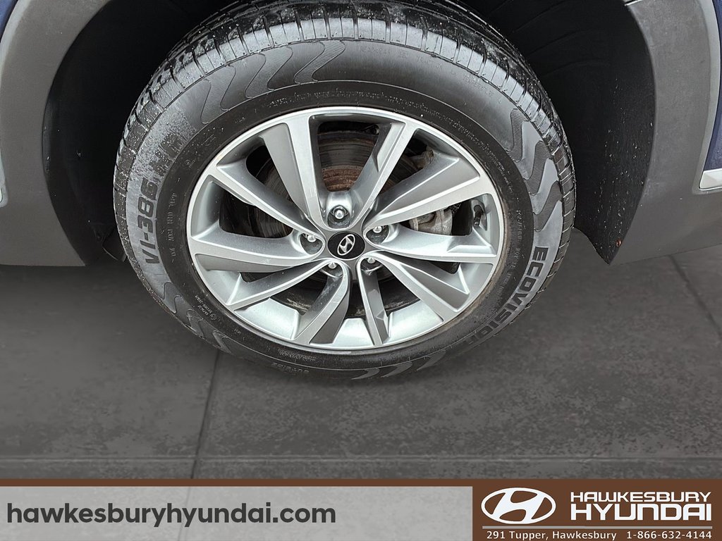 2020 Hyundai Santa Fe Preferred in Hawkesbury, Ontario - 7 - w1024h768px