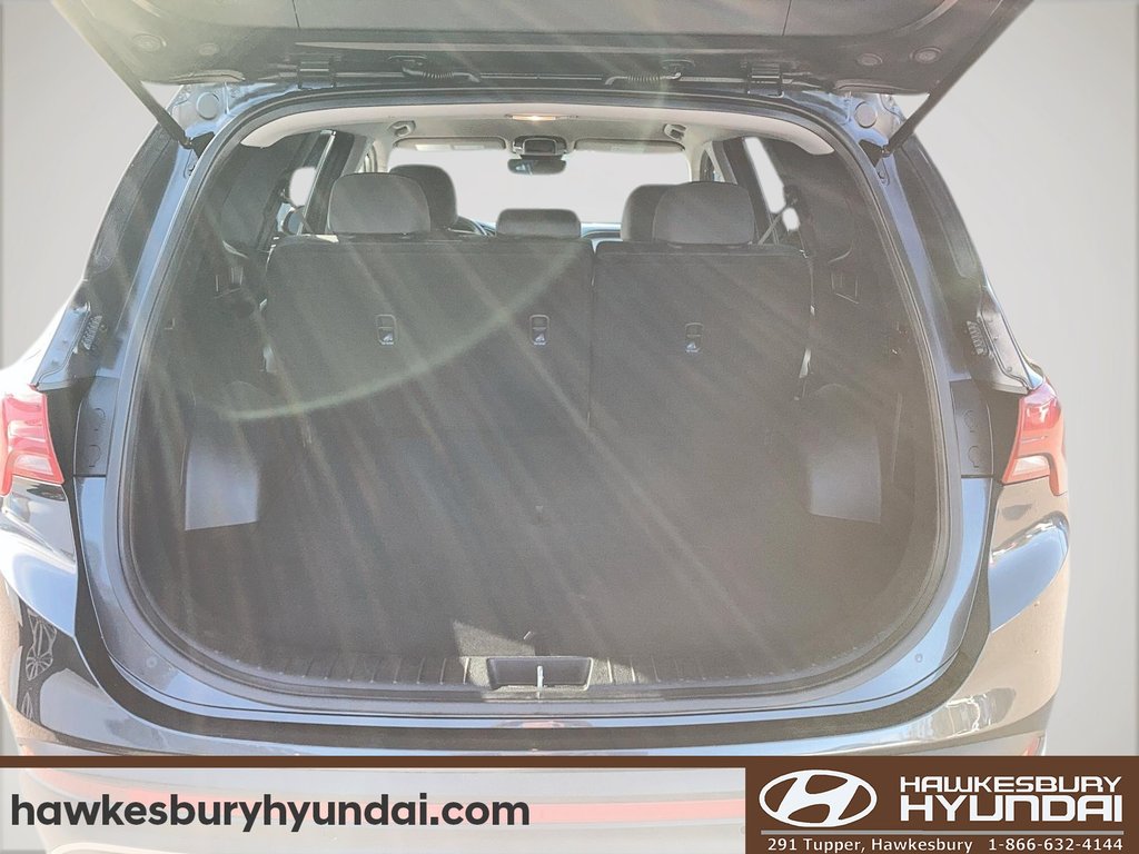 2022 Hyundai Santa Fe Preferred in Hawkesbury, Ontario - 7 - w1024h768px