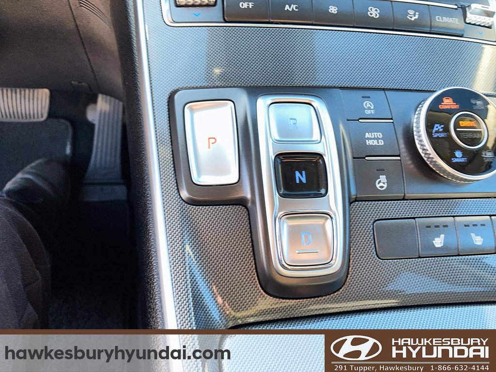 2022 Hyundai Santa Fe Preferred in Hawkesbury, Ontario - 16 - w1024h768px