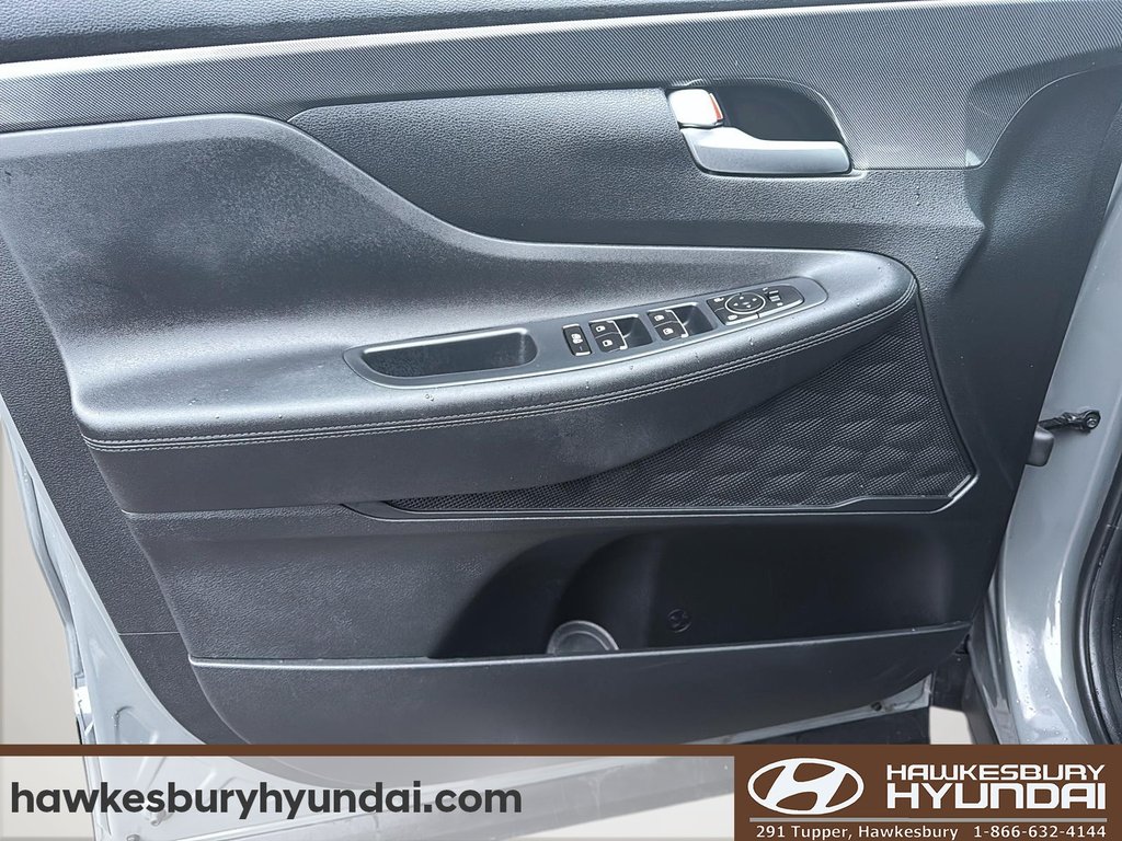 2023 Hyundai Santa Fe Preferred in Hawkesbury, Ontario - 11 - w1024h768px