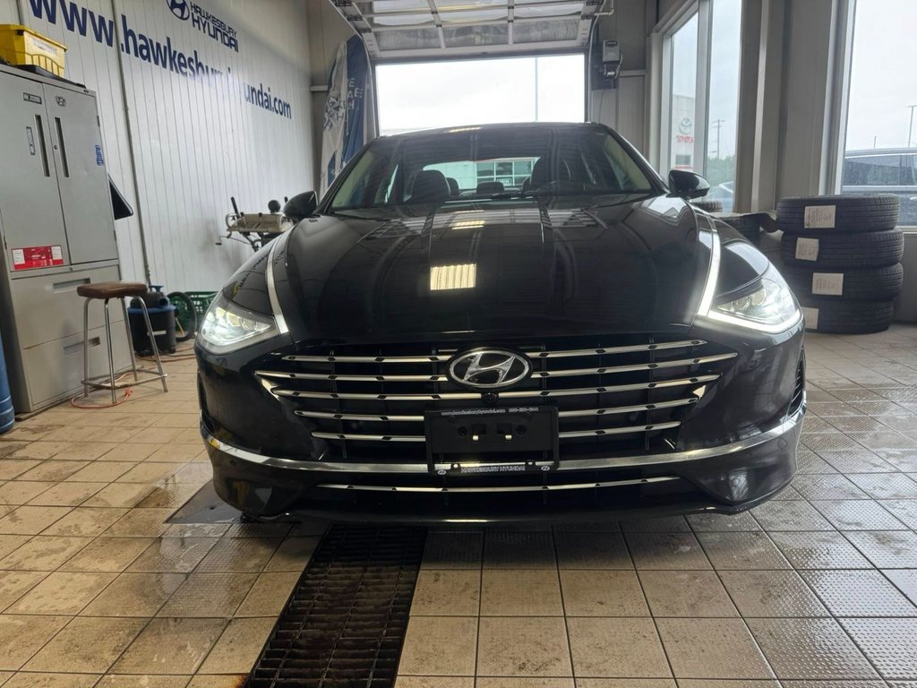 2022 Hyundai Sonata Hybrid Ultimate in Hawkesbury, Ontario - 8 - w1024h768px