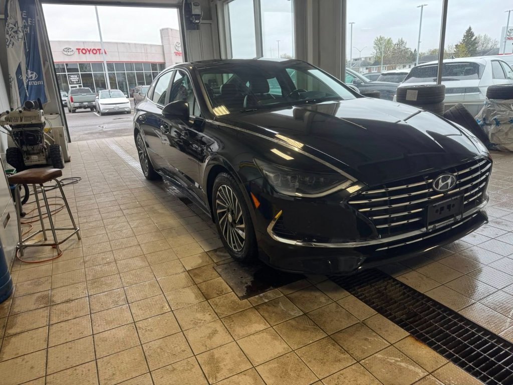 2022 Hyundai Sonata Hybrid Ultimate in Hawkesbury, Ontario - 9 - w1024h768px