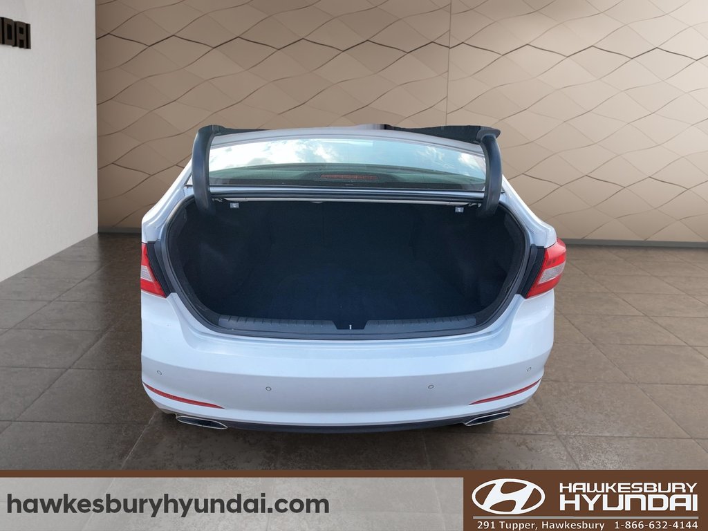 2017 Hyundai Sonata 2.4L Limited in Hawkesbury, Ontario - 6 - w1024h768px